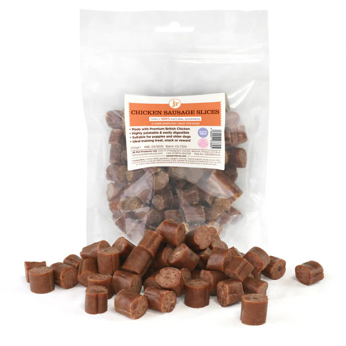 Sliced British chicken sausage by SVK in 250g package, showing neatly arranged cooked sausage slices on a white background.