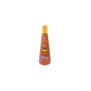 Croci Oilcare Nutritious Shampoo bottle with label, designed for hair care and nourishment, displayed on a clean background.