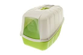 Ferribiella Display Komoda Cat Toilette, a sleek white cat litter box with a modern design and open access for easy cleaning.