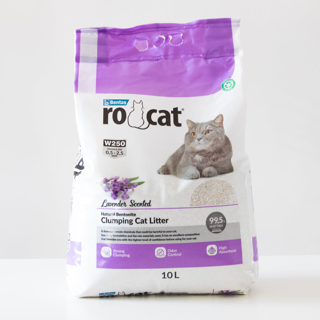 RoCat Lavender Cat Litter 10L in a bag, lavender-scented cat litter designed for odor control and easy cleaning.